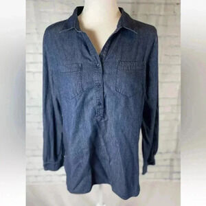 Liz Claiborne top Blue Denim Chambray Polka dot Roll Sleeve Shirt Woman’s size L